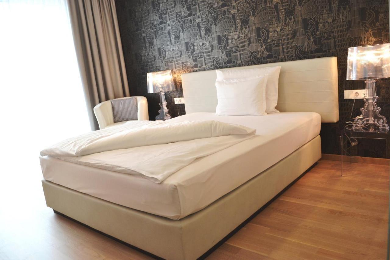 City Hotel Линц Экстерьер фото