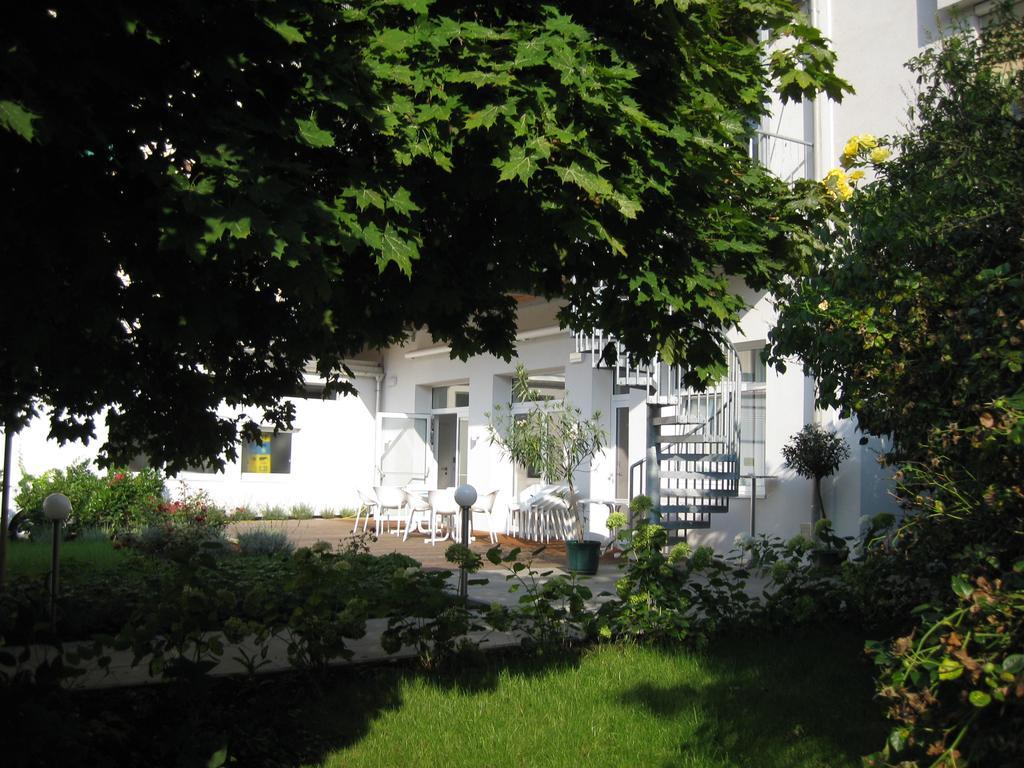 City Hotel Линц Экстерьер фото