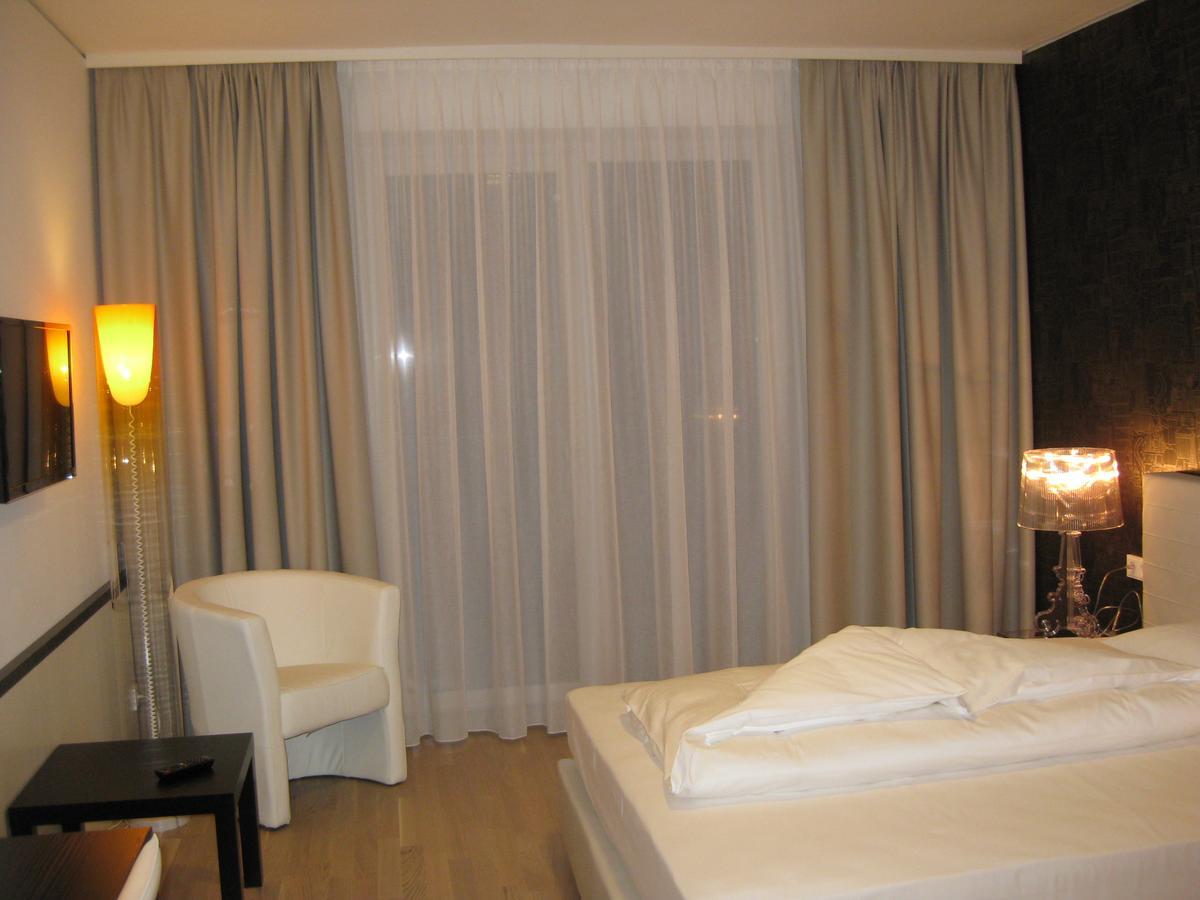 City Hotel Линц Экстерьер фото